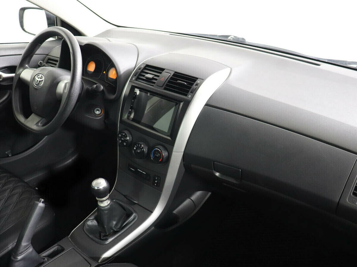 Toyota Corolla 1.6 МКПП, 2011, 147 000 км фото 9