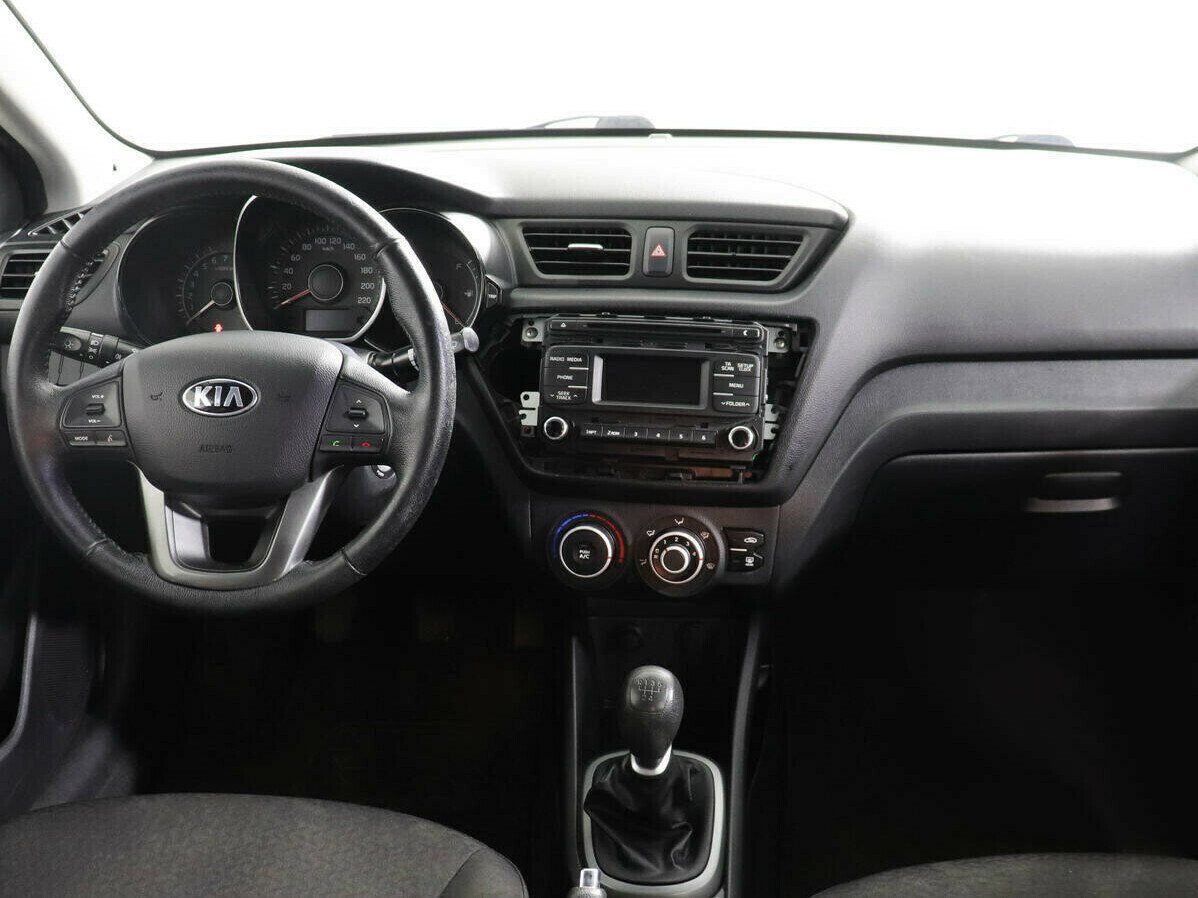Kia Rio 1.4 МКПП, 2014, 112 000 км фото 8
