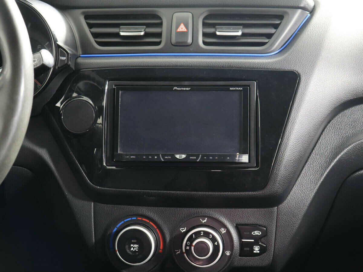 Kia Rio 1.6 МКПП, 2014, 121 000 км фото 5