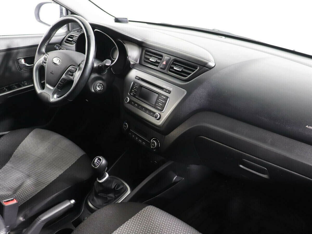 Kia Rio 1.6 МКПП, 2016, 91 000 км фото 6
