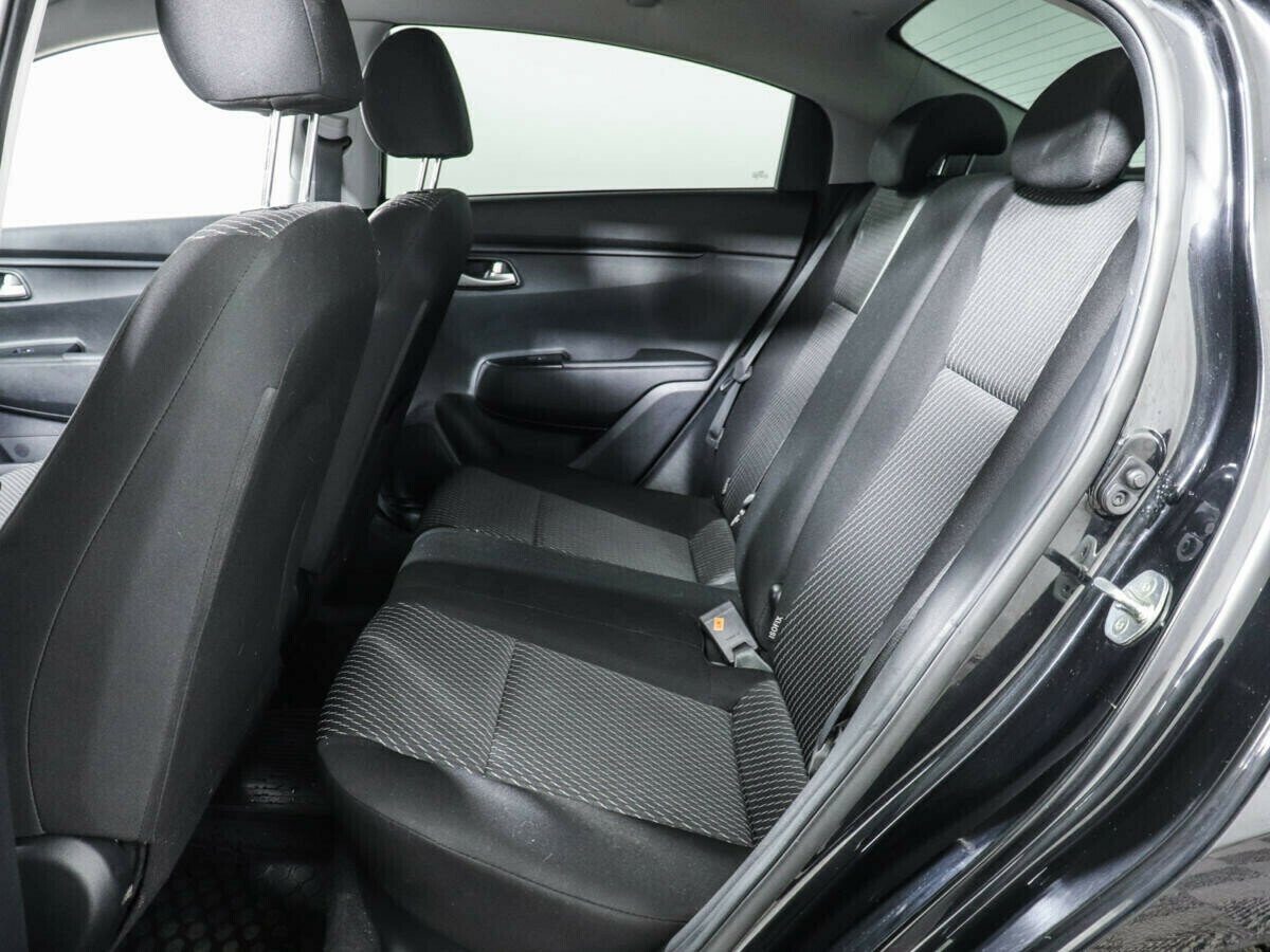 Kia Rio 1.4 АКПП, 2018, 72 000 км фото 9