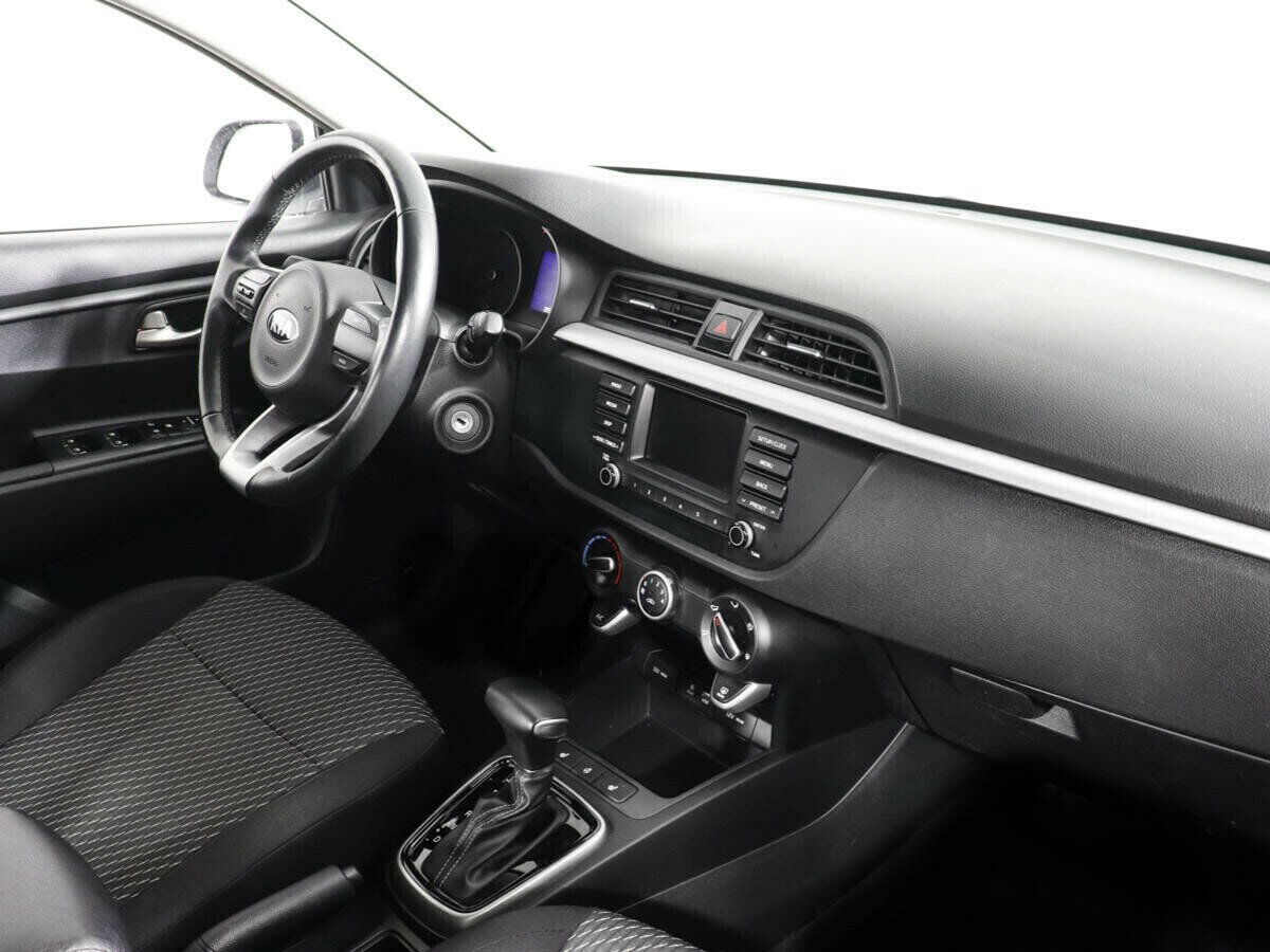 Kia Rio 1.4 АКПП, 2018, 69 000 км фото 9
