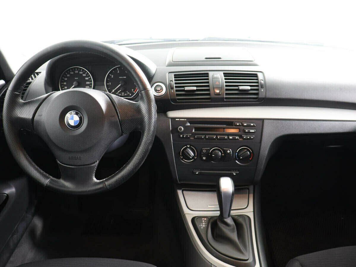 BMW 1 серии 2.0 АКПП, 2010, 159 000 км фото 5