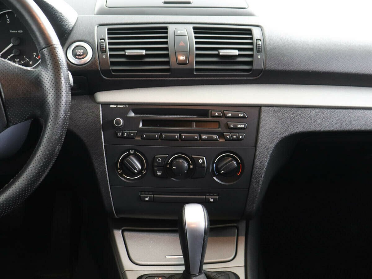 BMW 1 серии 2.0 АКПП, 2010, 159 000 км фото 6
