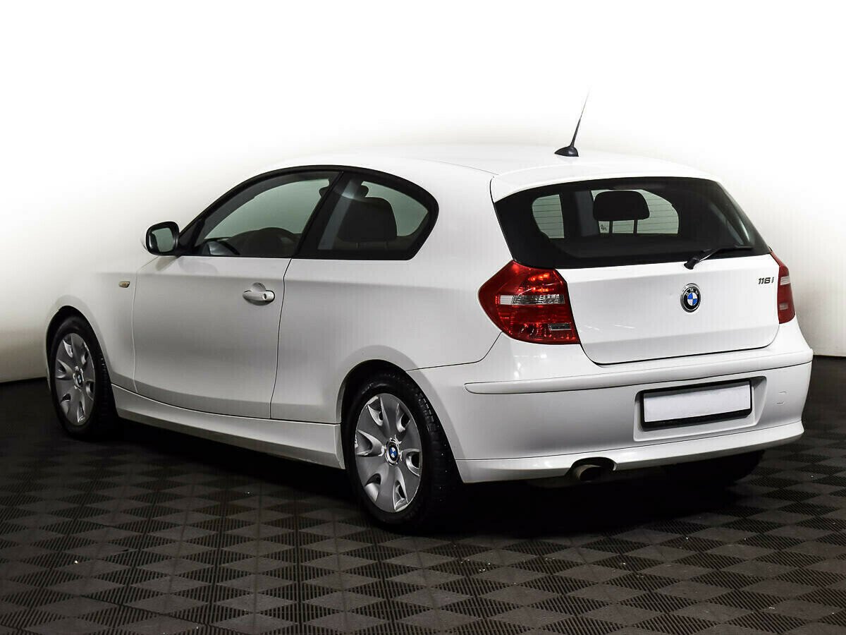 BMW 1 серии 2.0 АКПП, 2011, 156 000 км фото 4