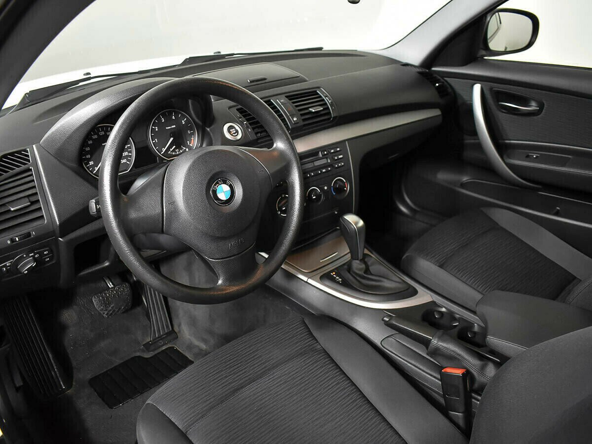 BMW 1 серии 2.0 АКПП, 2011, 156 000 км фото 7