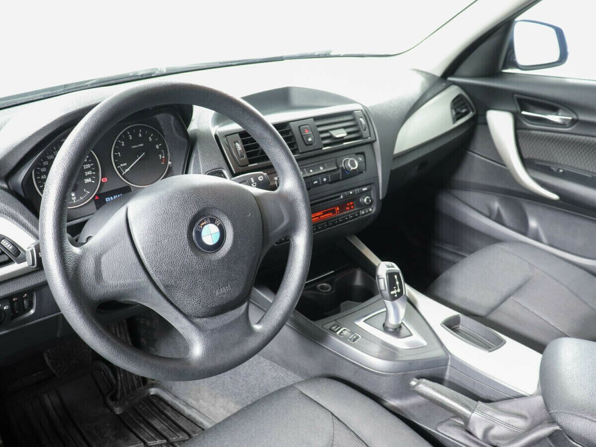 BMW 1 серии 2.0 АКПП, 2012, 140 000 км фото 5