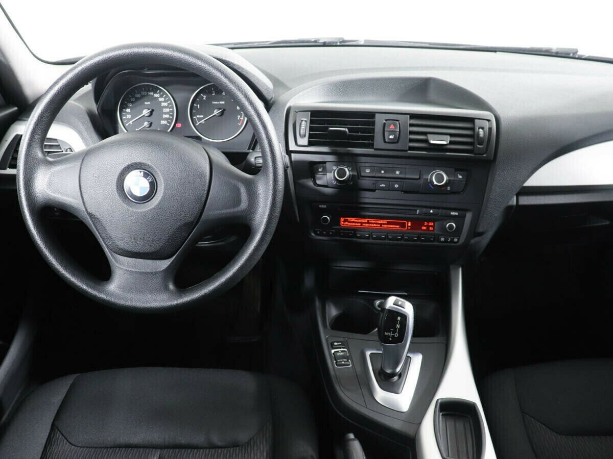 BMW 1 серии 2.0 АКПП, 2012, 140 000 км фото 6