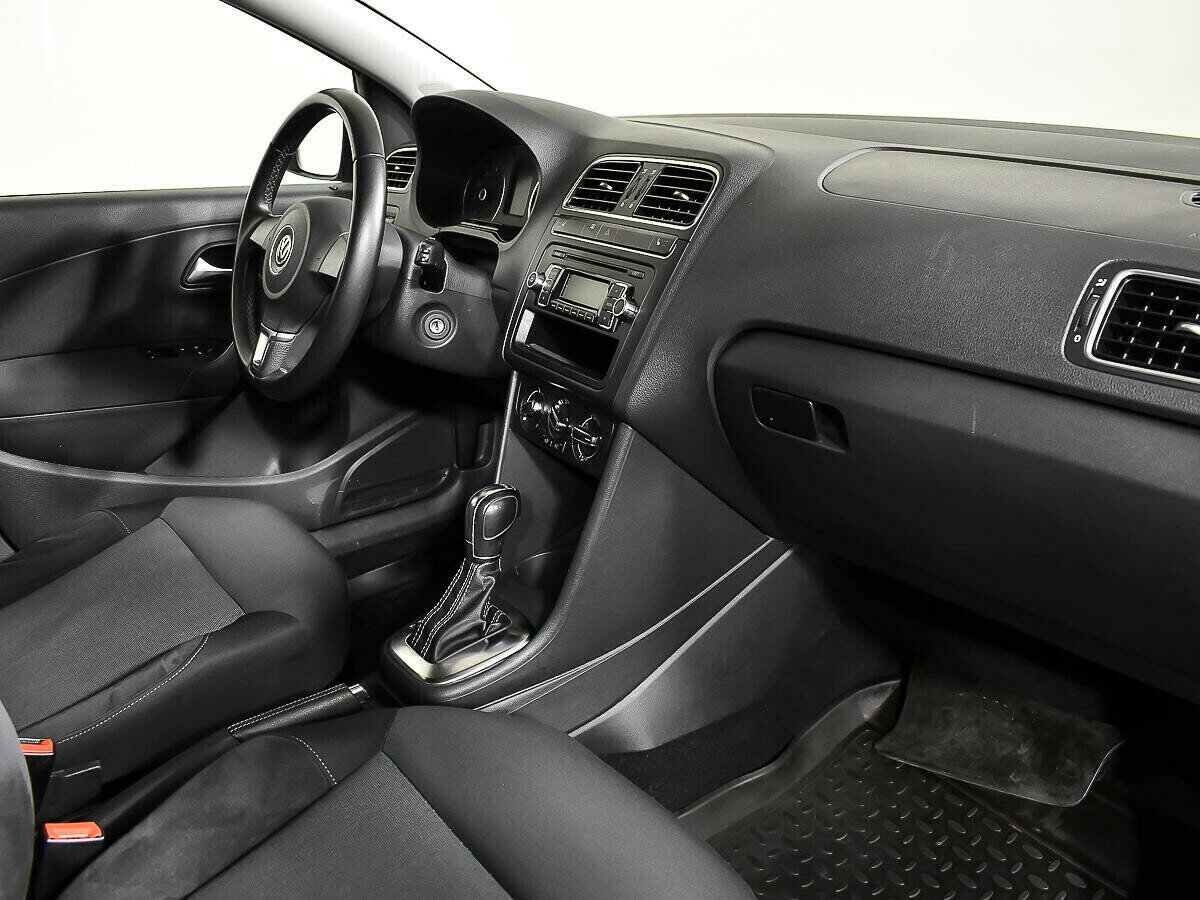 Volkswagen Polo 1.6 МКПП, 2011, 152 000 км фото 8