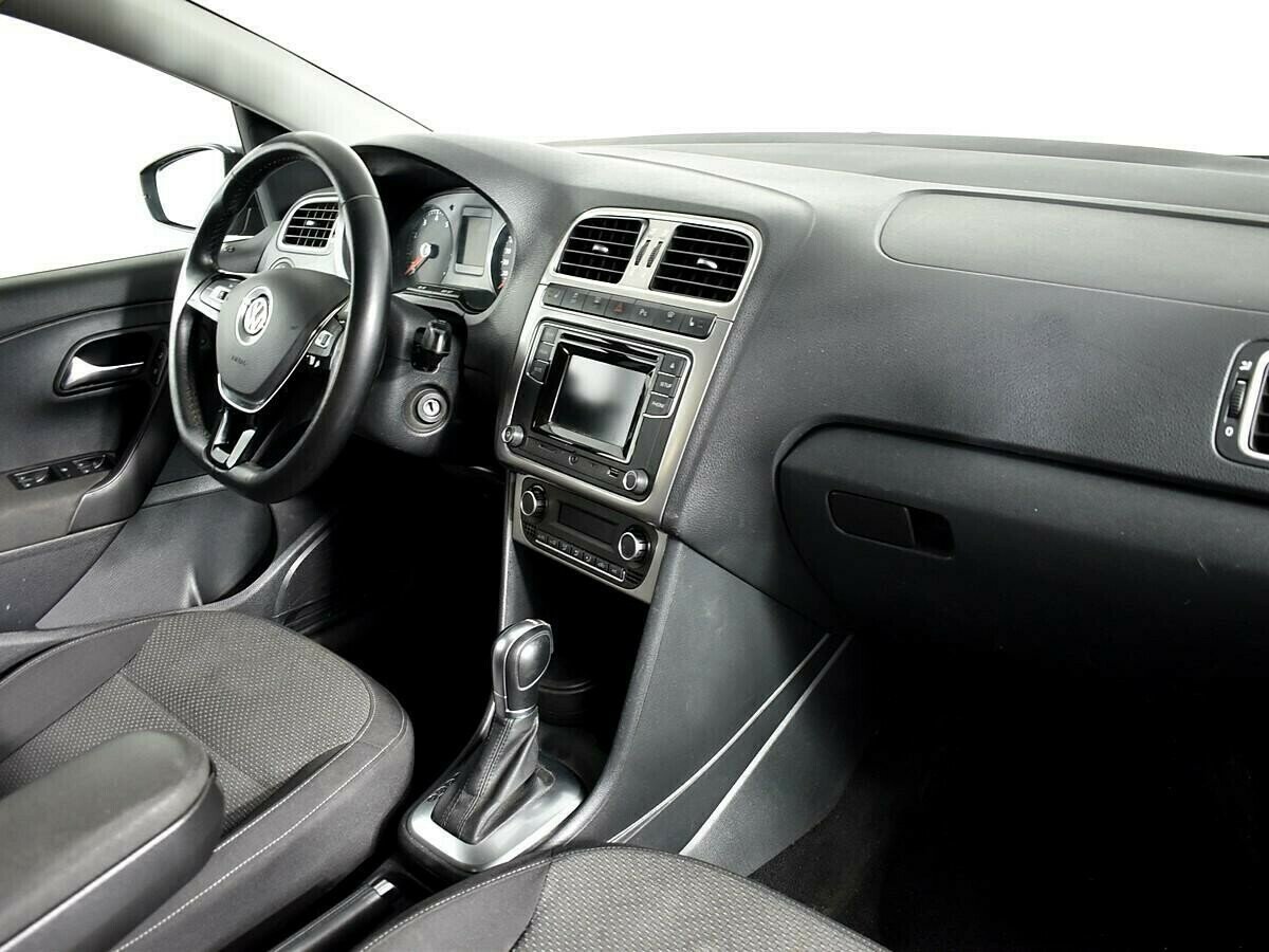 Volkswagen Polo 1.4 РКПП, 2017, 83 000 км фото 5