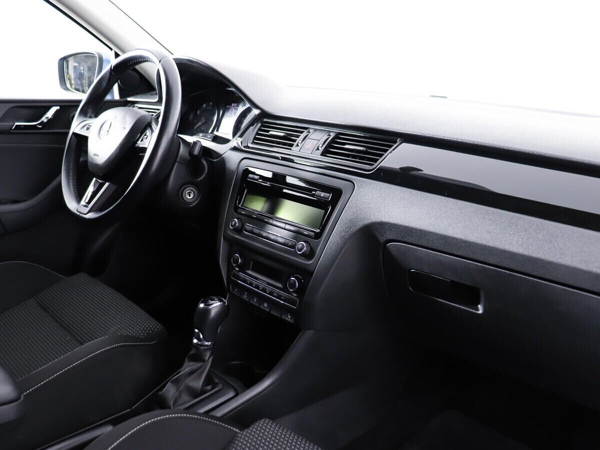 Skoda Rapid 1.4 МКПП, 2015, 98 000 км фото 6