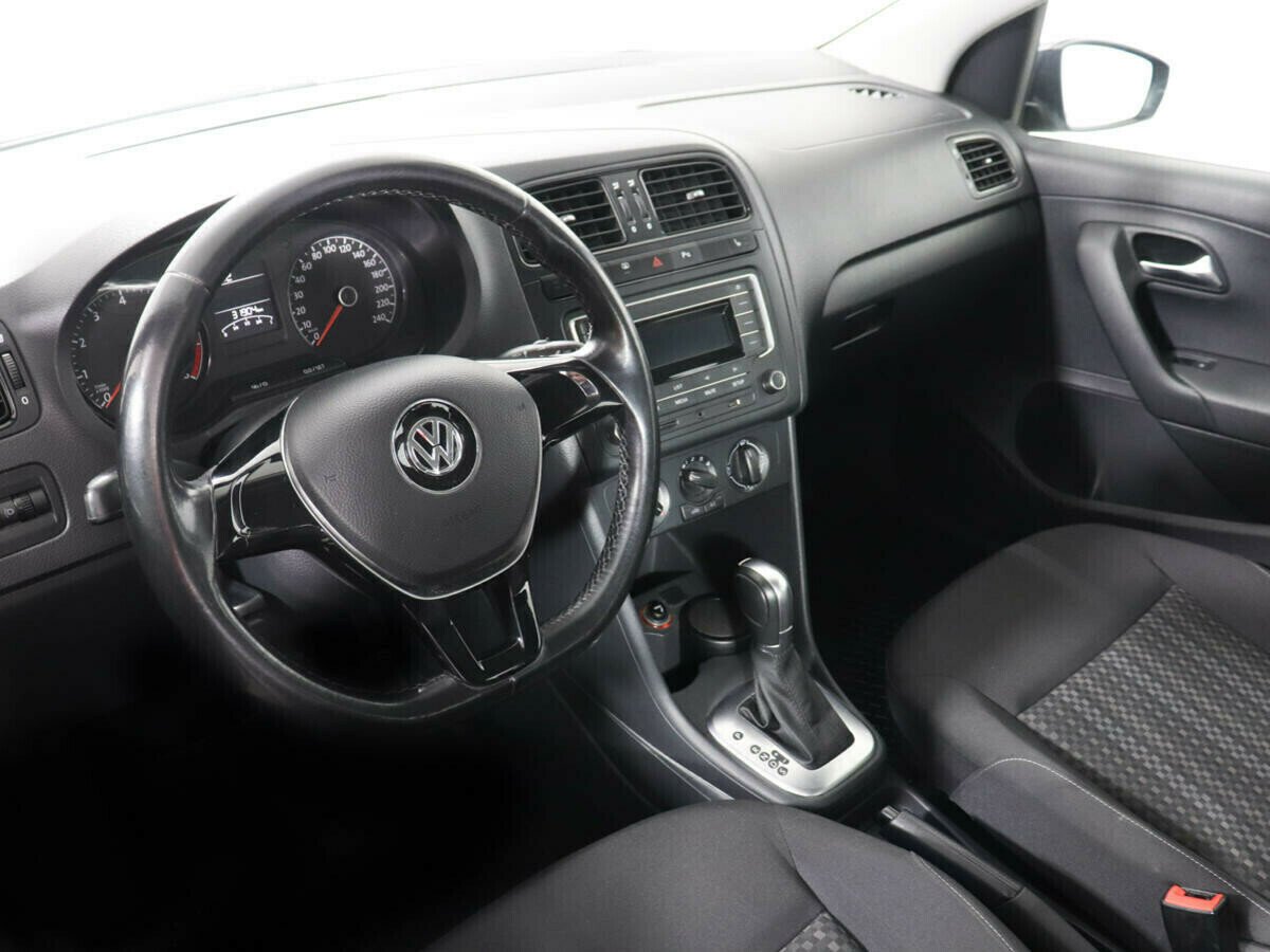 Volkswagen Polo 1.6 АКПП, 2016, 87 000 км фото 9