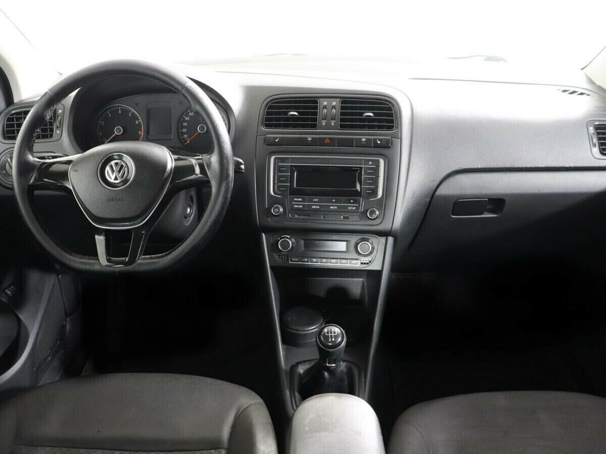 Volkswagen Polo 1.6 МКПП, 2018, 67 000 км фото 5