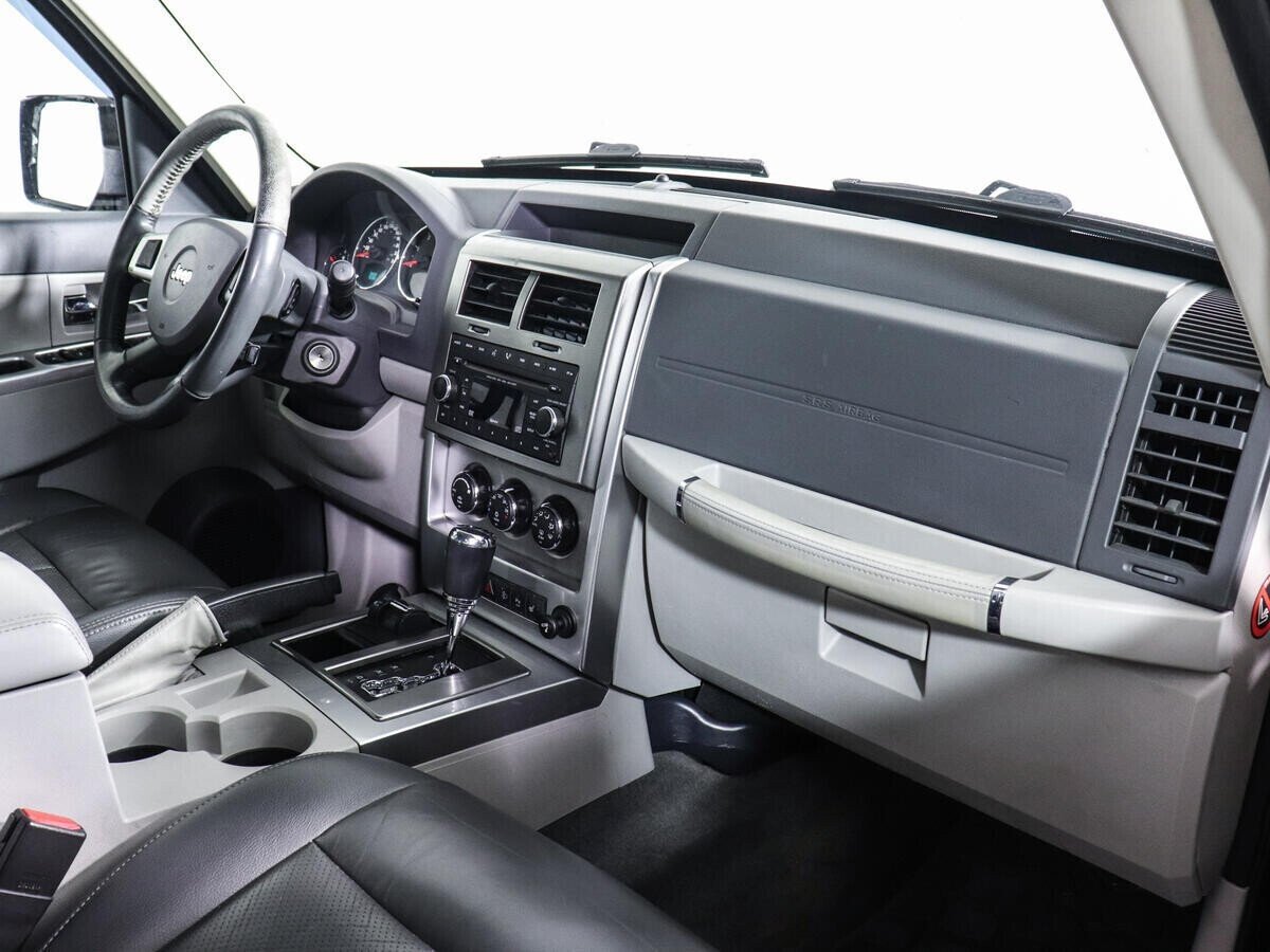 Jeep Cherokee 2.8 АКПП, 2011, 143 000 км фото 8