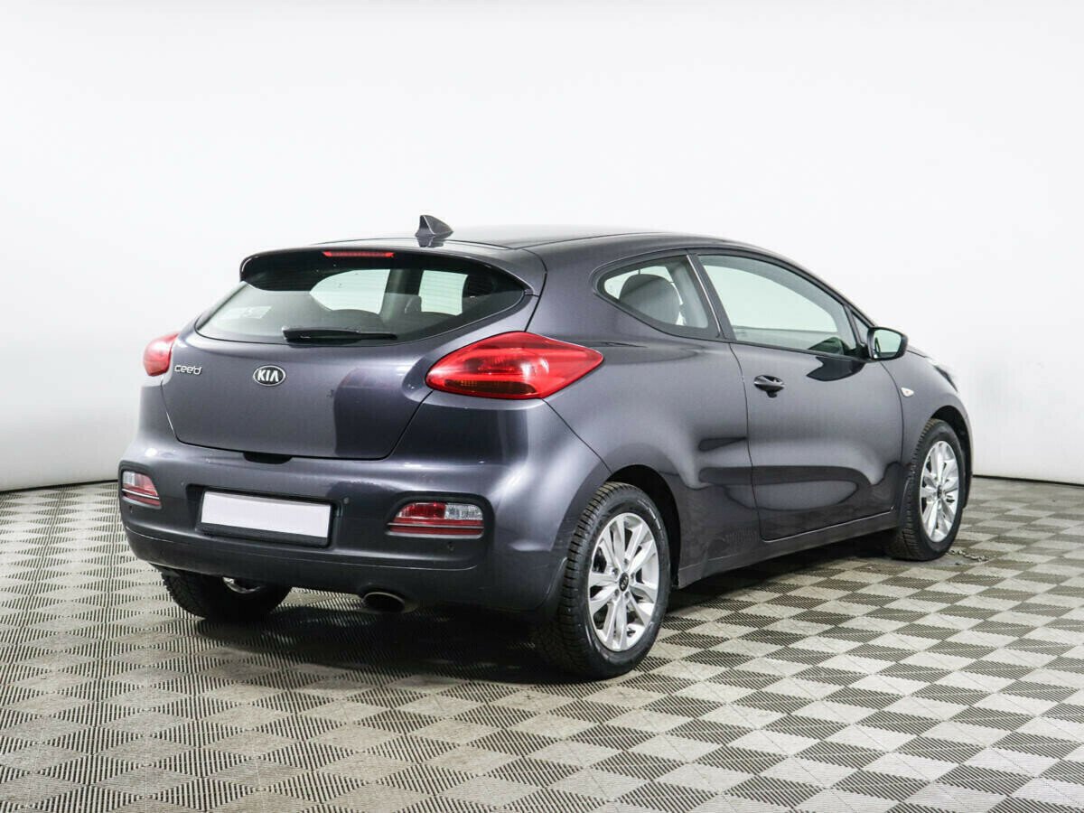 Kia Ceed 1.6 АКПП, 2015, 105 000 км фото 2