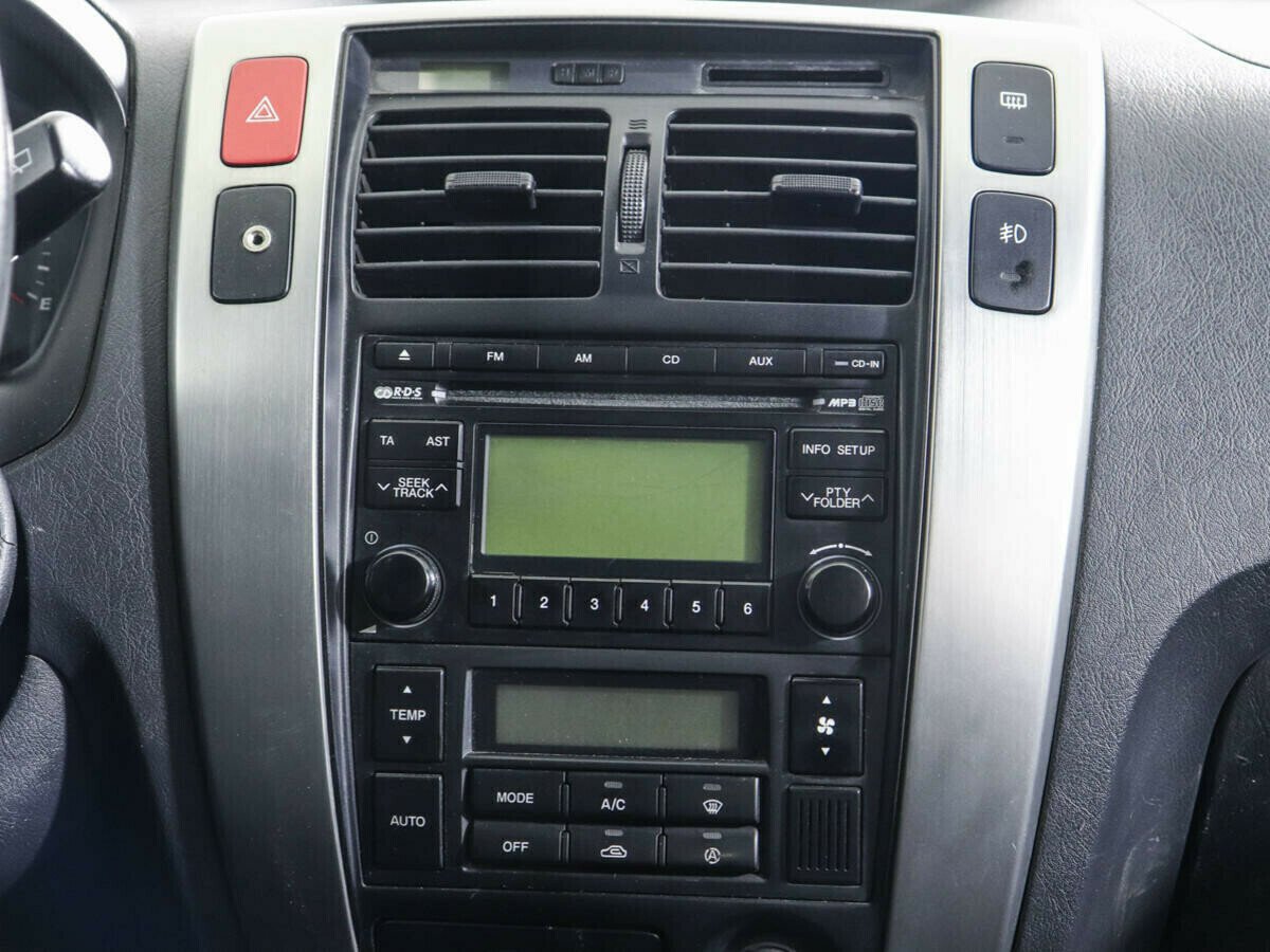 Hyundai Tucson 2.0 МКПП, 2005, 221 000 км фото 8