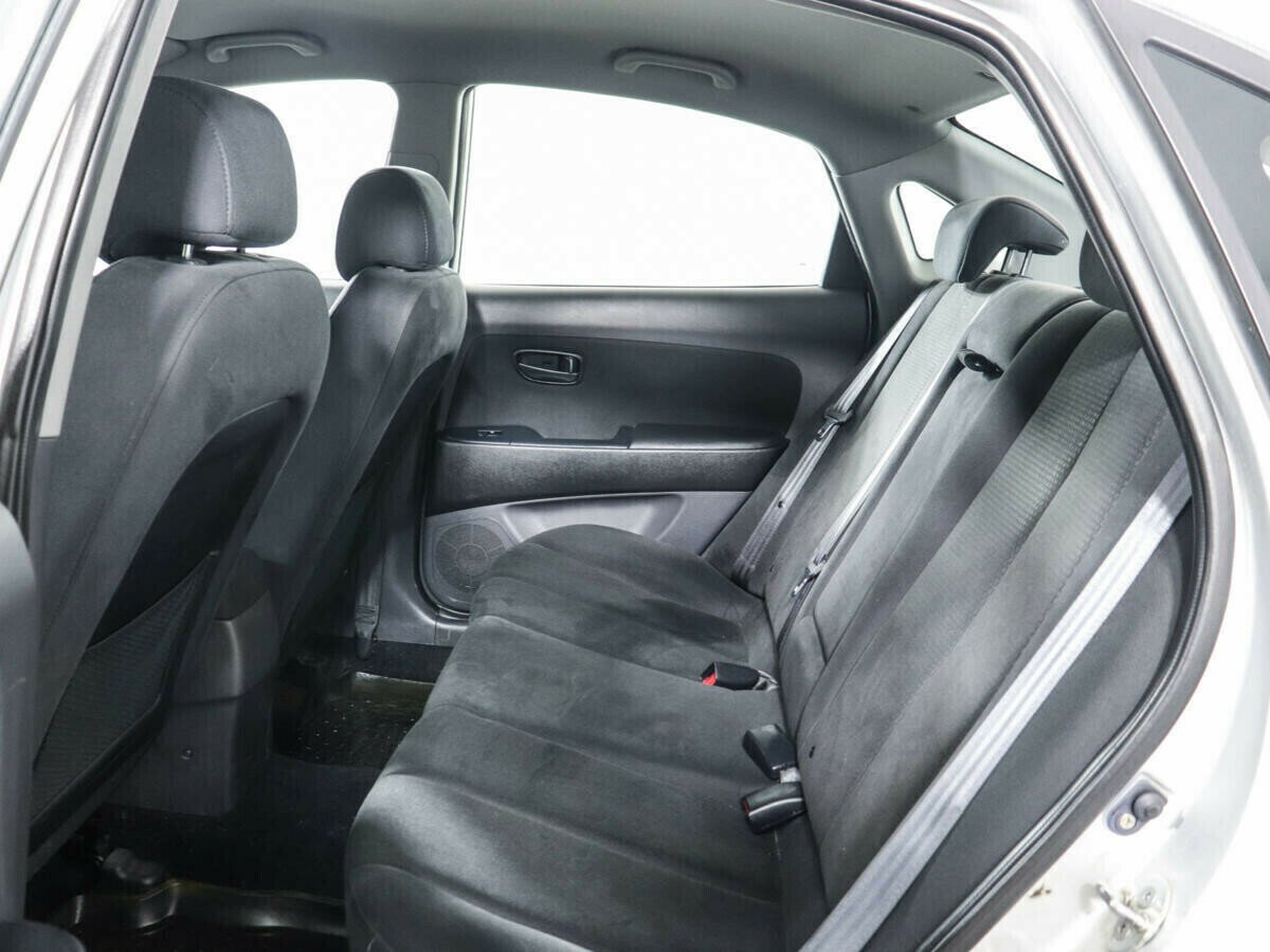 Hyundai Elantra 1.6 АКПП, 2010, 168 000 км фото 6