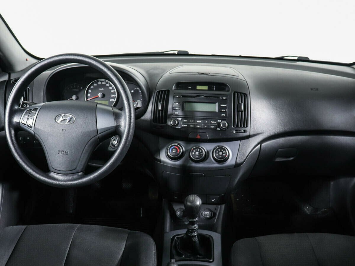 Hyundai Elantra 1.6 АКПП, 2010, 168 000 км фото 7