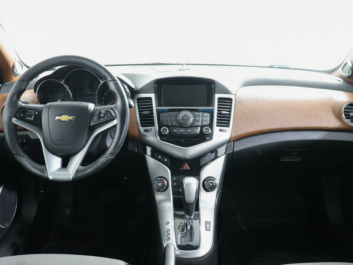 Chevrolet Cruze 1.8 АКПП, 2012, 136 000 км фото 8