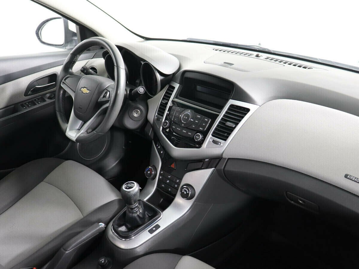 Chevrolet Cruze 1.8 МКПП, 2011, 158 000 км фото 5