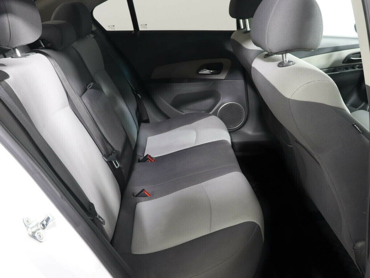 Chevrolet Cruze 1.8 МКПП, 2011, 158 000 км фото 6