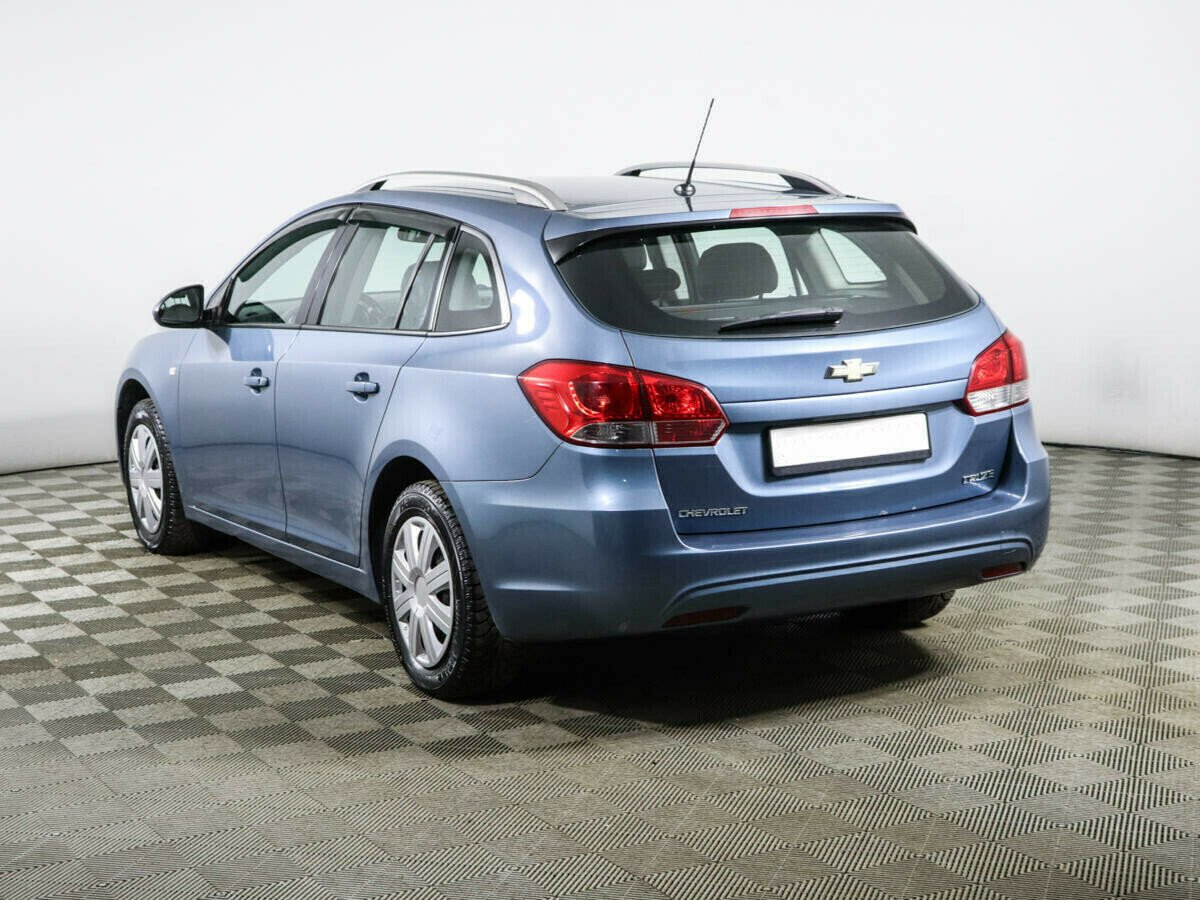 Chevrolet Cruze 1.8 АКПП, 2012, 135 000 км фото 3