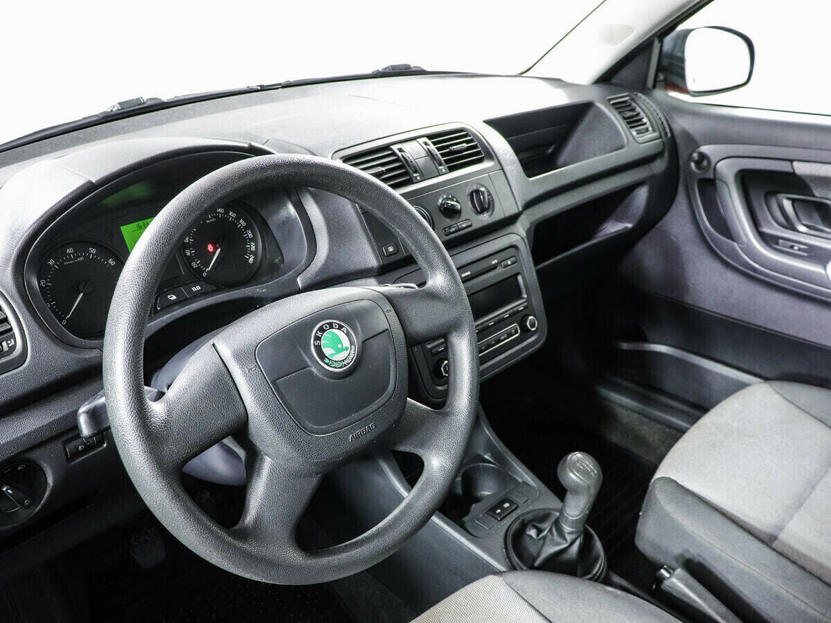 Skoda Fabia 1.2 МКПП, 2012, 141 000 км фото 9