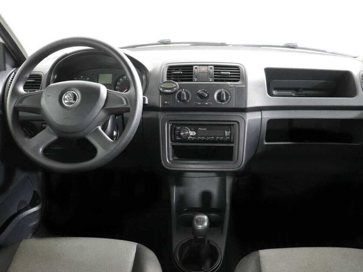 Skoda Fabia 1.6 АКПП, 2013, 130 000 км фото 7