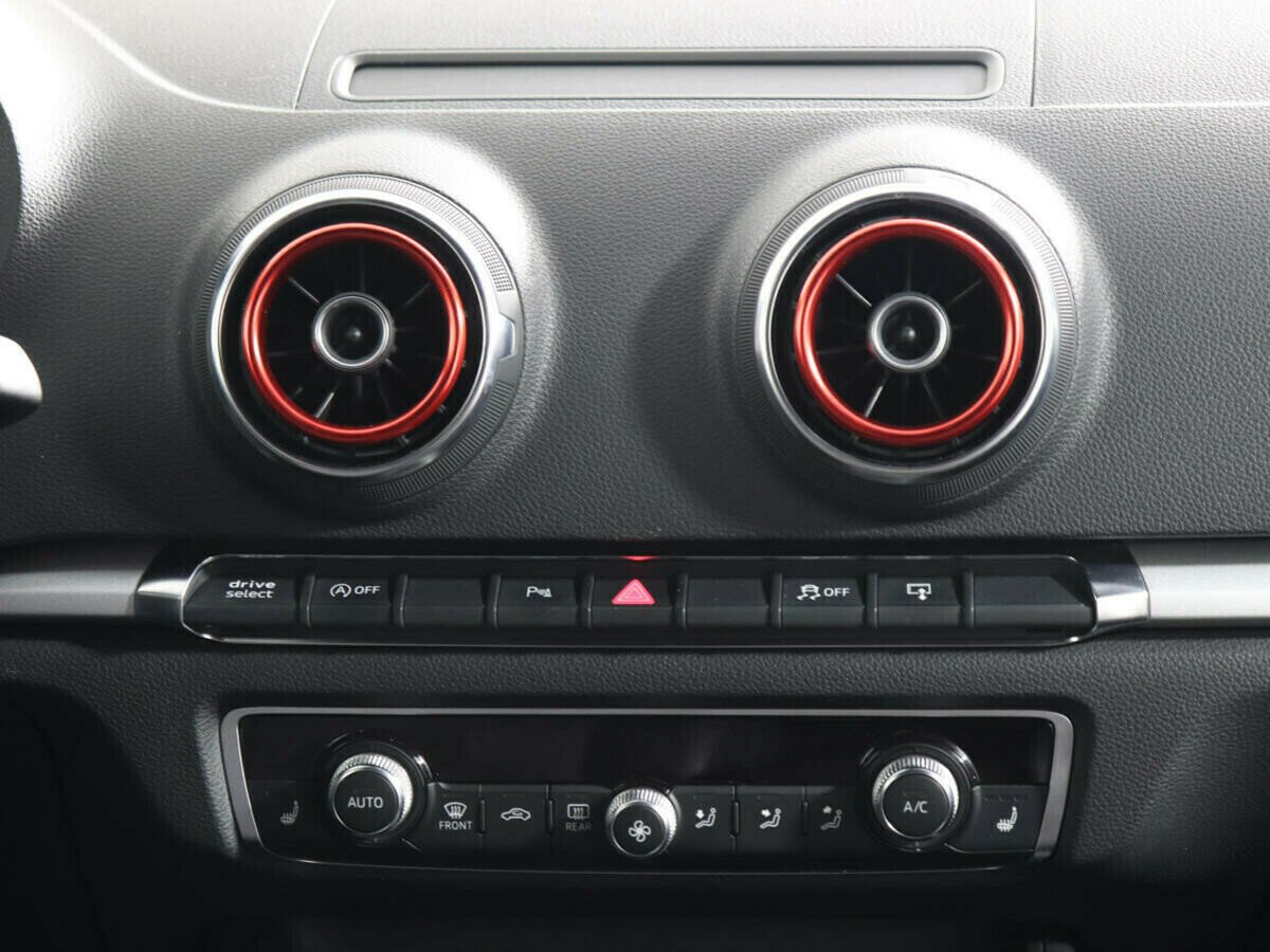 Audi A3 1.8 РКПП, 2013, 131 000 км фото 8
