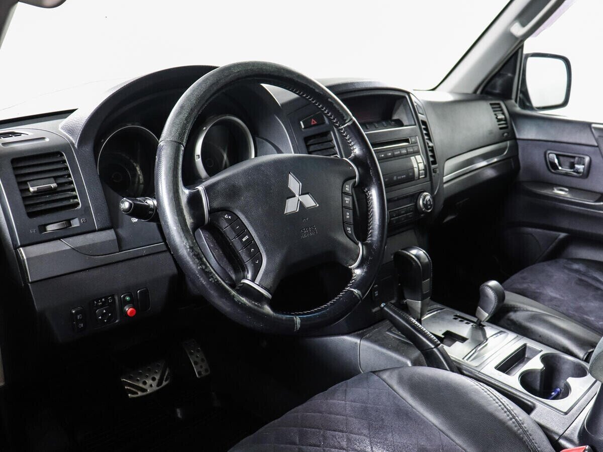 Mitsubishi Pajero 2.5 АКПП, 2006, 206 000 км фото 5