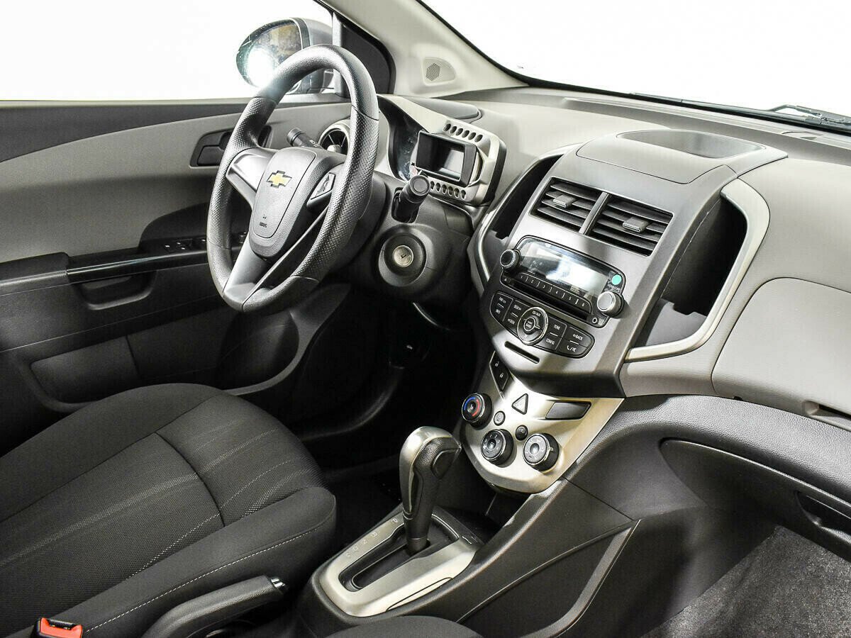 Chevrolet Aveo 1.6 АКПП, 2012, 141 000 км фото 6