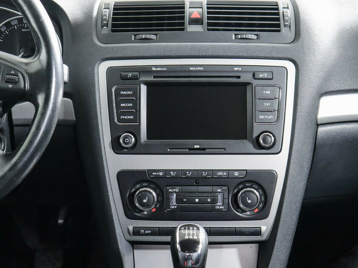 Skoda Octavia 1.8 МКПП, 2010, 155 000 км фото 5
