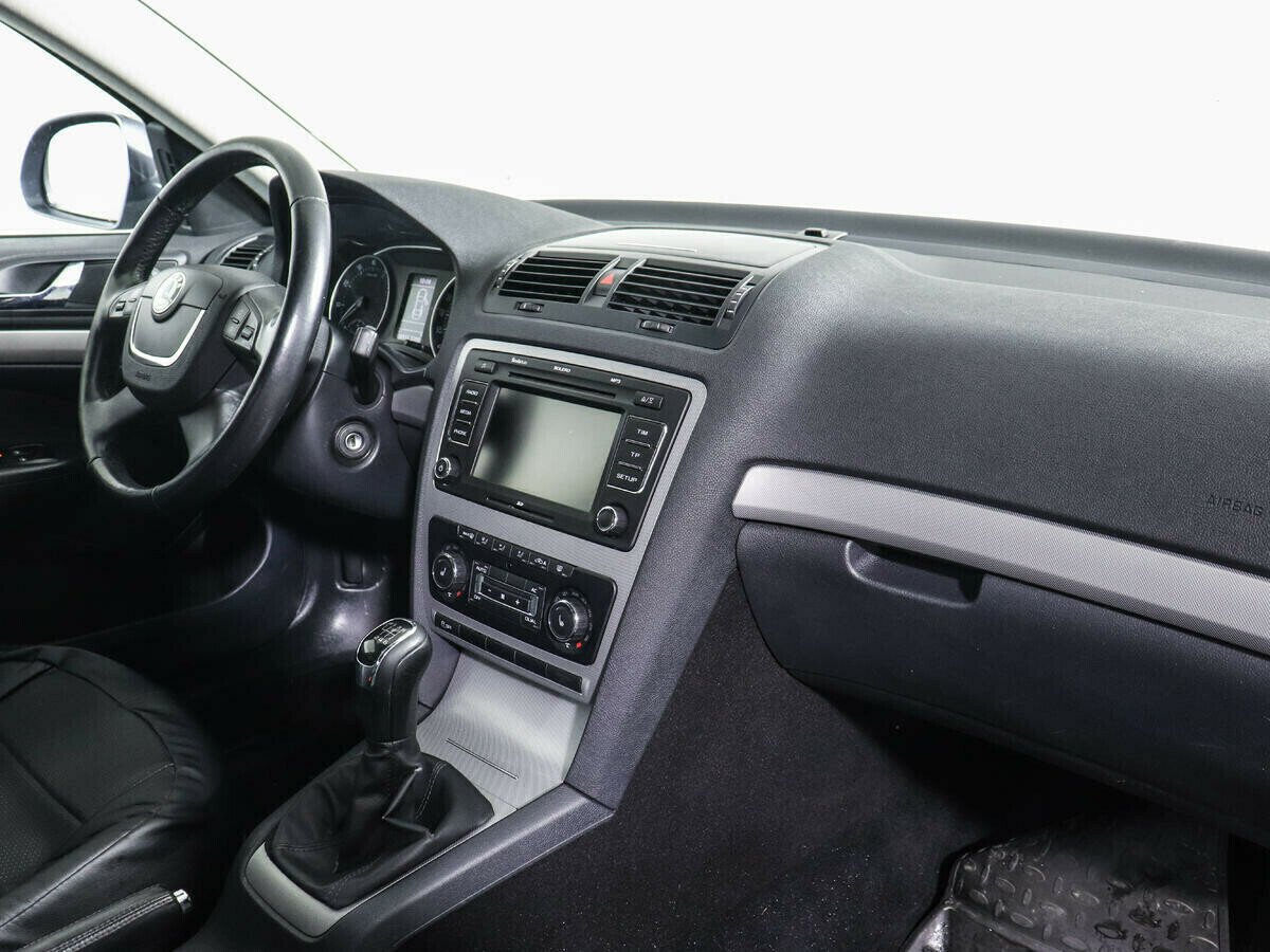 Skoda Octavia 1.8 МКПП, 2010, 155 000 км фото 7