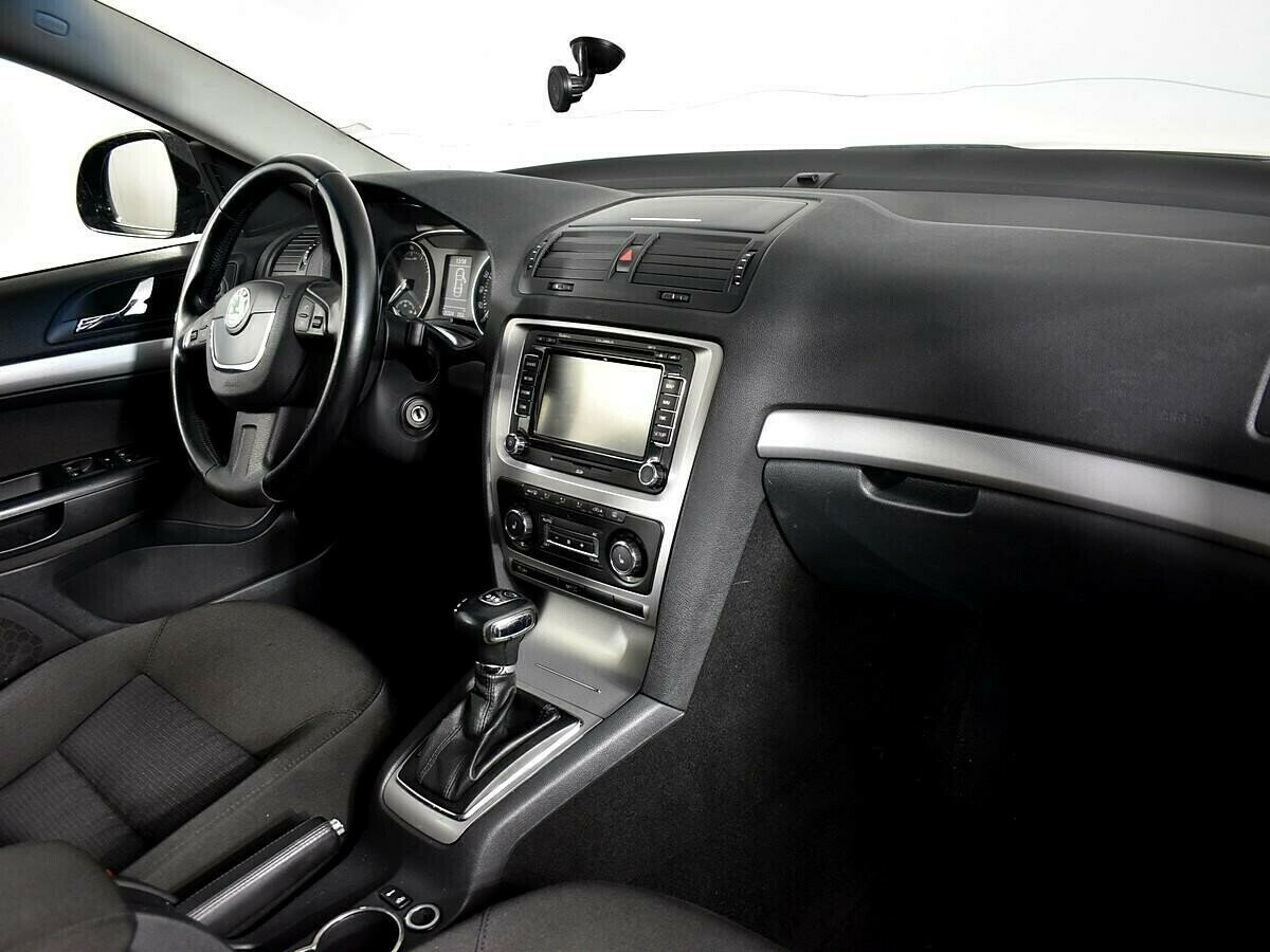 Skoda Octavia 1.4 РКПП, 2011, 144 000 км фото 5