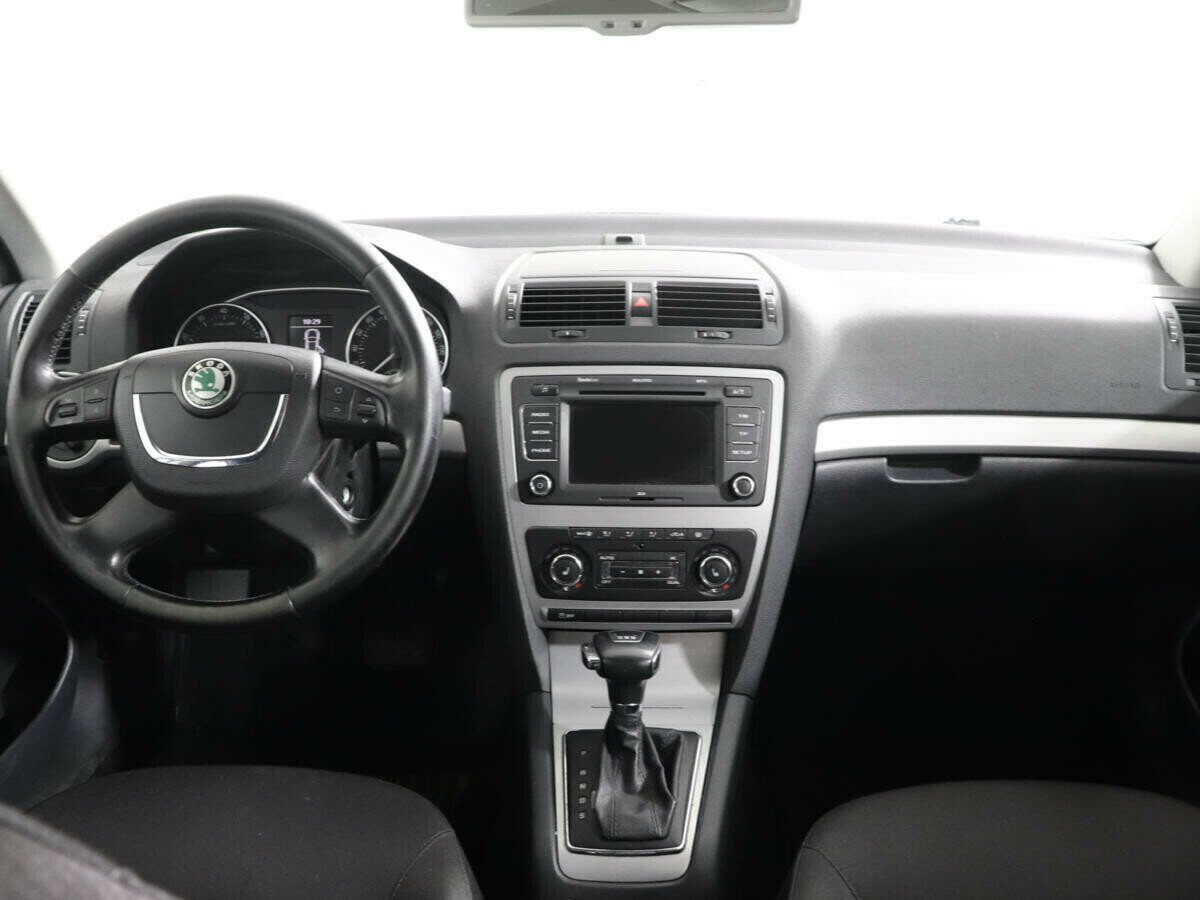 Skoda Octavia 1.8 РКПП, 2011, 153 000 км фото 5