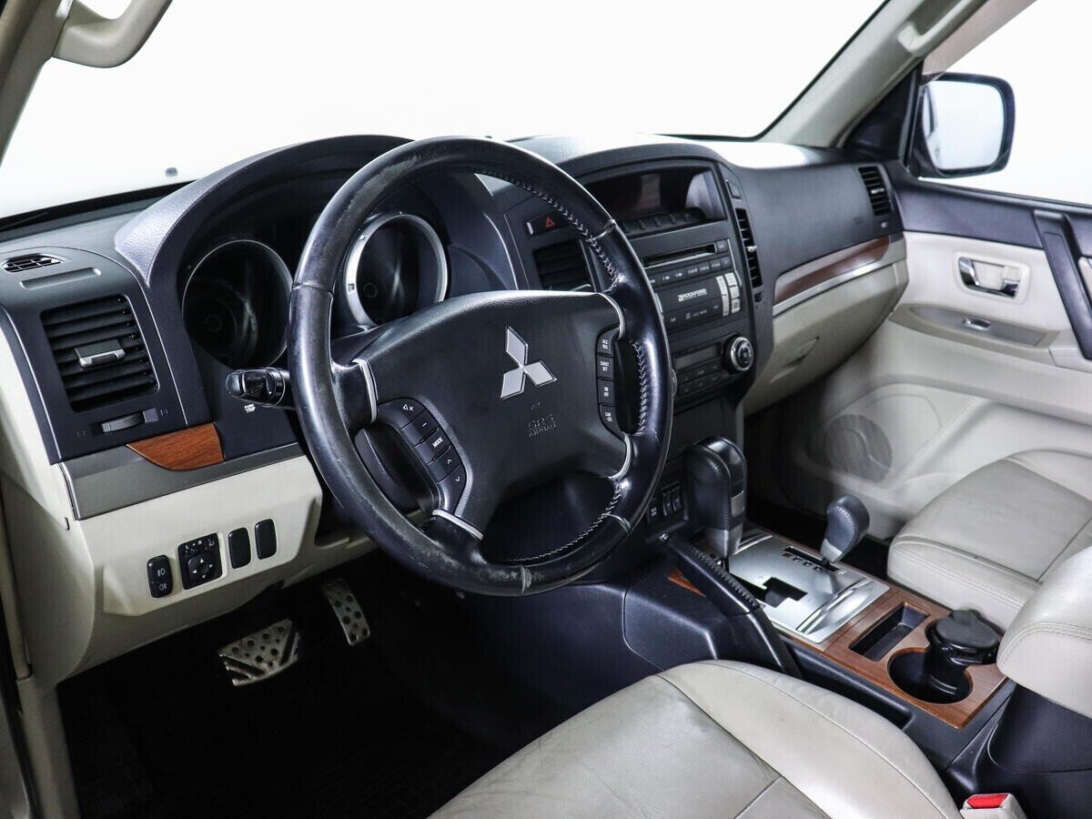 Mitsubishi Pajero 3.8 АКПП, 2008, 186 000 км фото 5