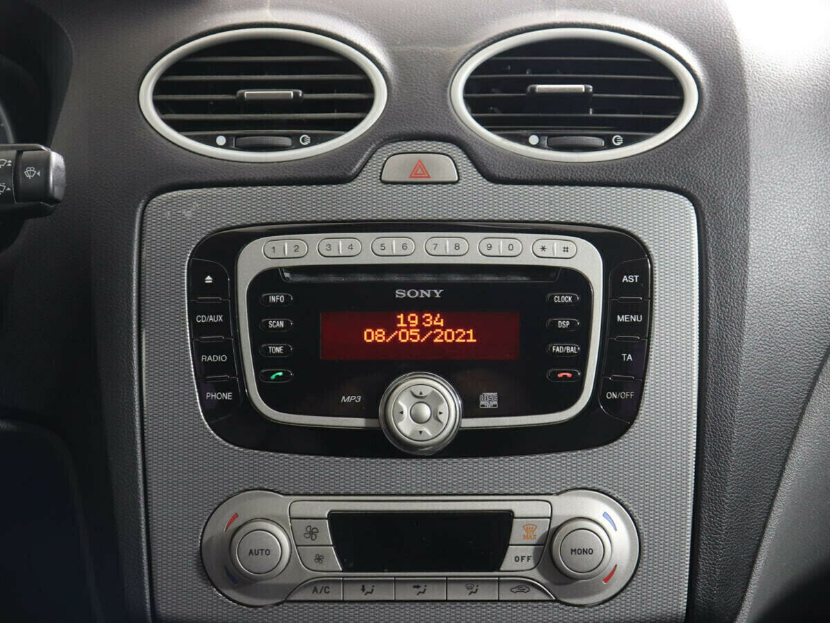 Ford Focus 2.0 АКПП, 2010, 161 000 км фото 8
