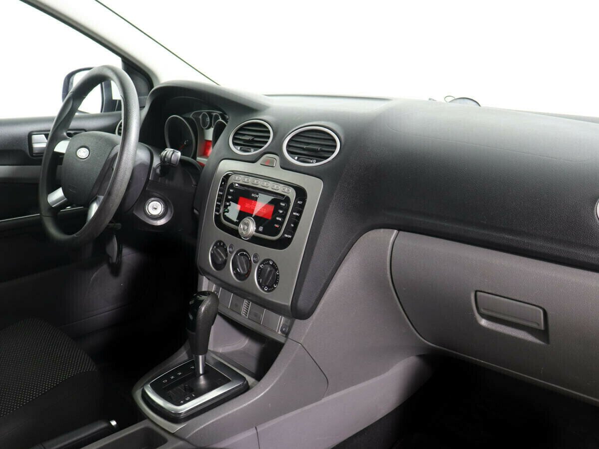 Ford Focus 1.0 МКПП, 2011, 147 000 км фото 8