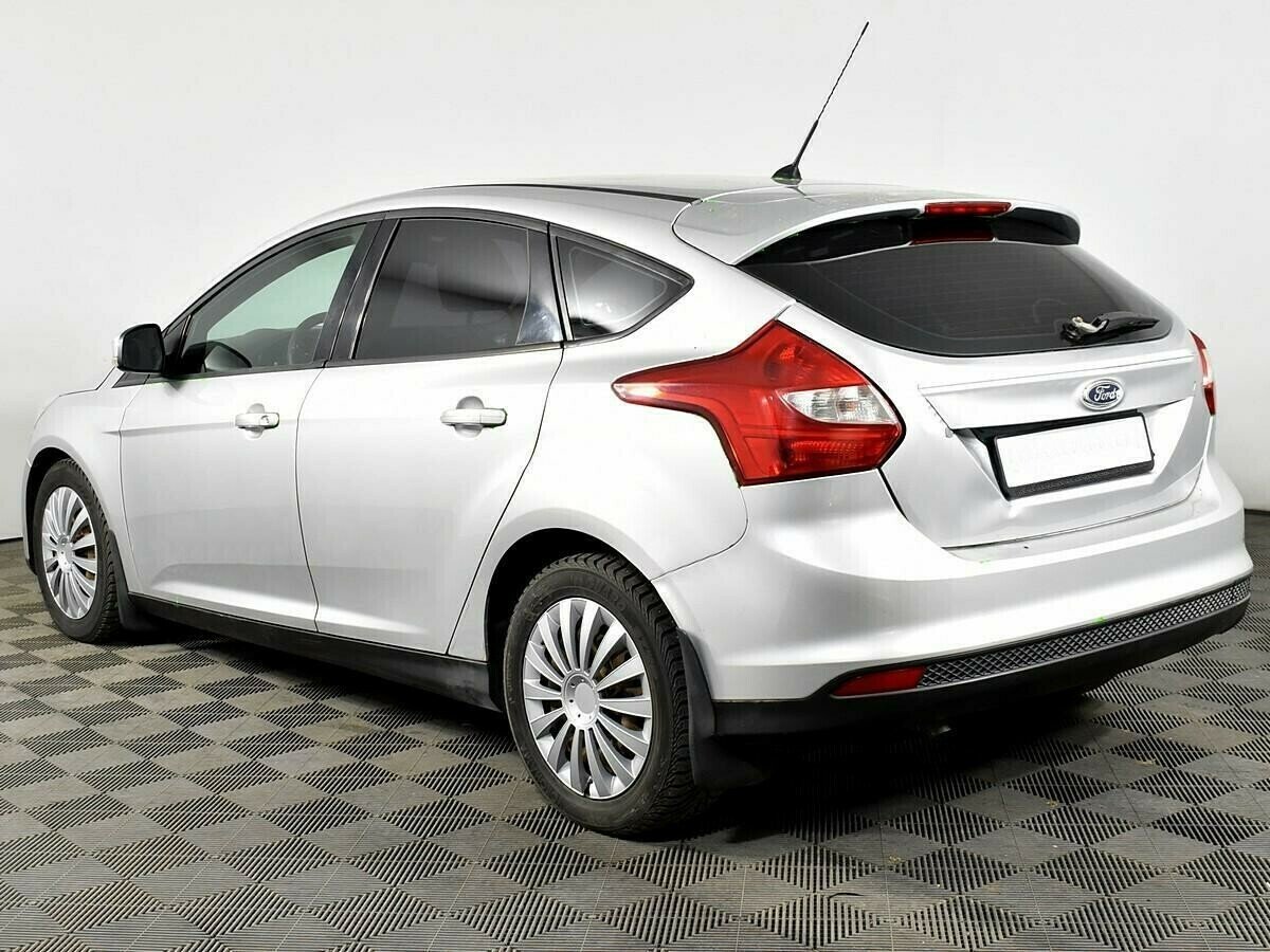 Ford Focus 1.6 МКПП, 2011, 148 000 км фото 3