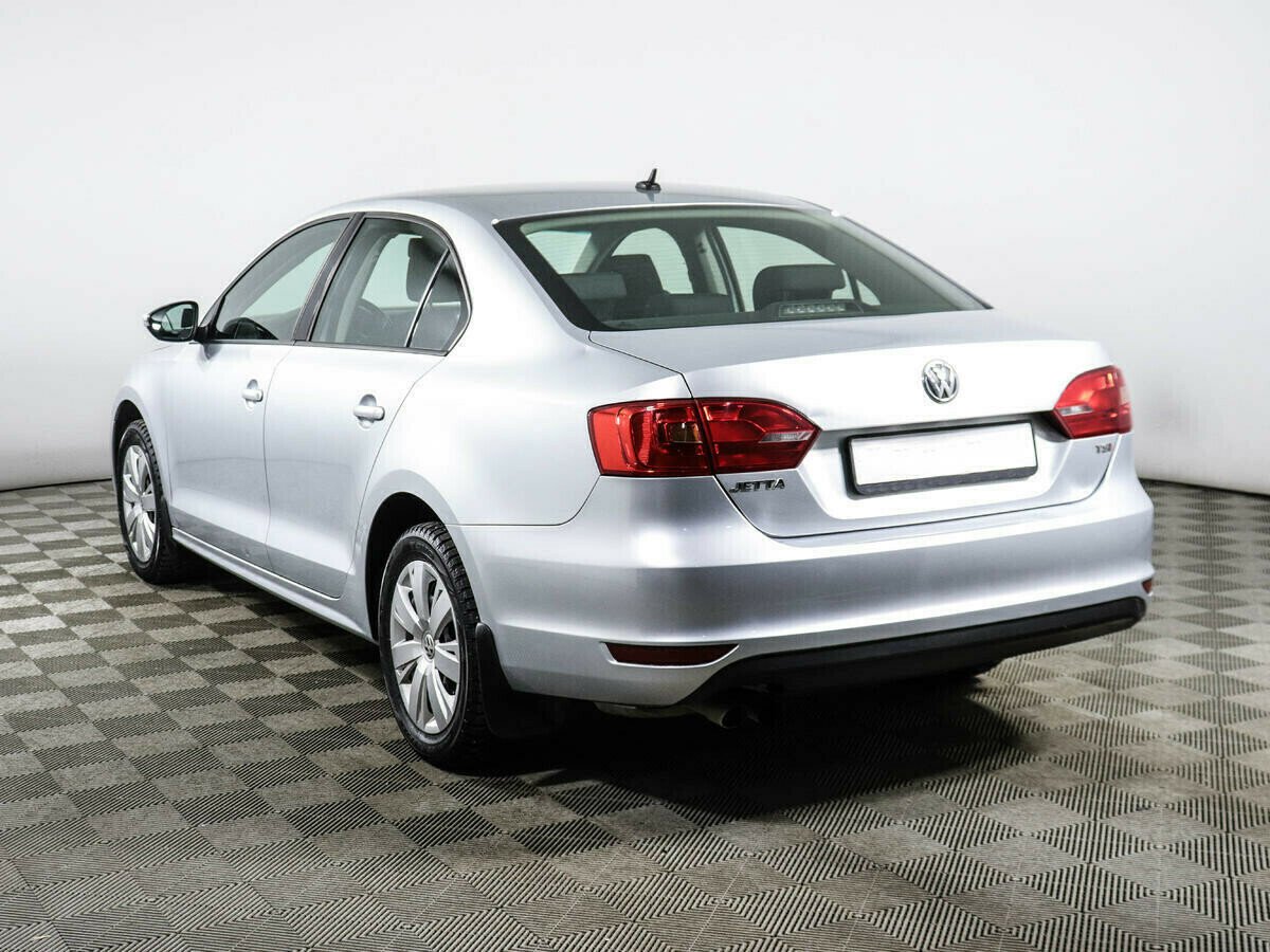 Volkswagen Jetta 1.4 РКПП, 2012, 131 000 км фото 3