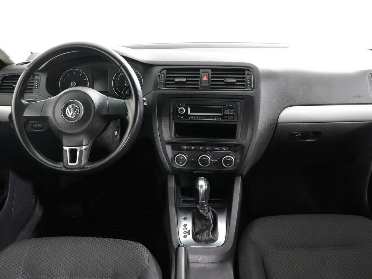 Volkswagen Jetta 1.4 РКПП, 2012, 131 000 км фото 6