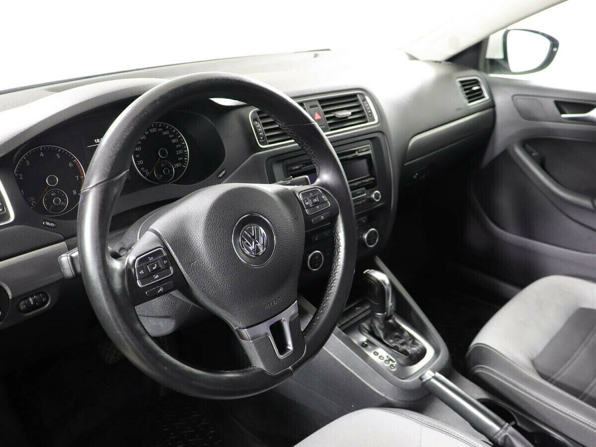 Volkswagen Jetta 1.4 РКПП, 2013, 127 000 км фото 5