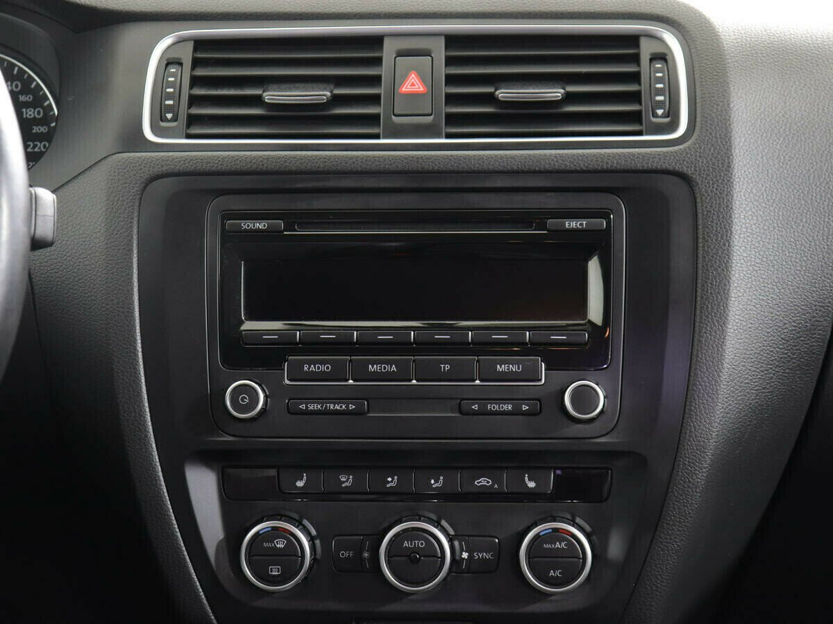 Volkswagen Jetta 1.4 РКПП, 2013, 127 000 км фото 8