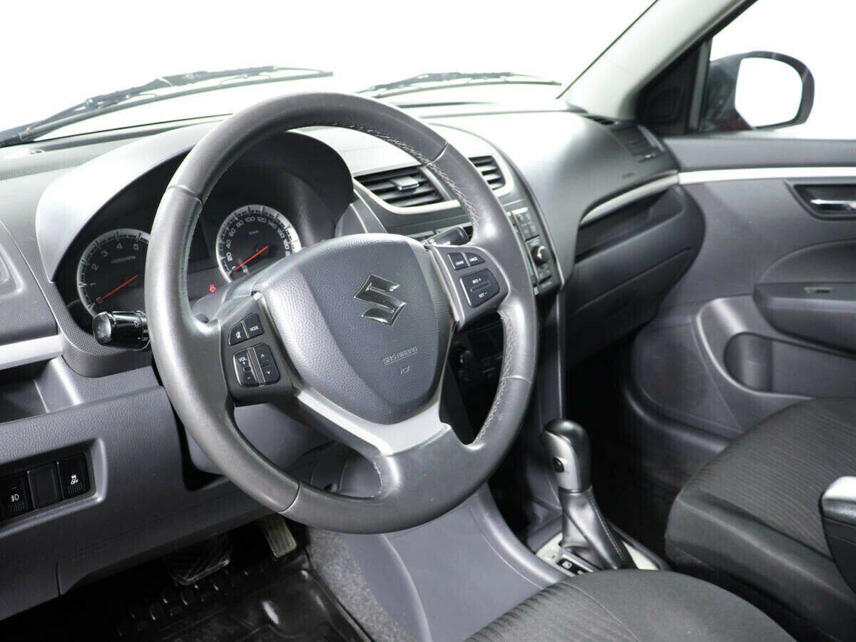 Suzuki Swift 1.6 МКПП, 2010, 162 000 км фото 5