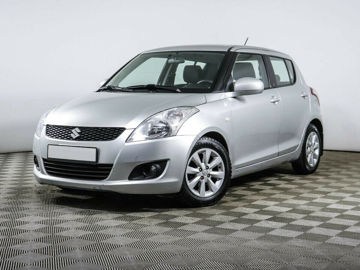 Suzuki Swift 1.2 АКПП, 2012, 131 000 км фото 1
