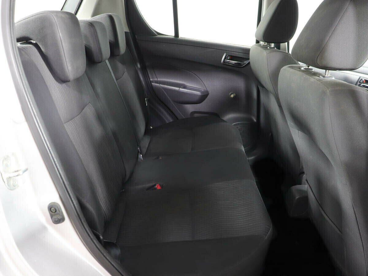 Suzuki Swift 1.2 АКПП, 2012, 131 000 км фото 9