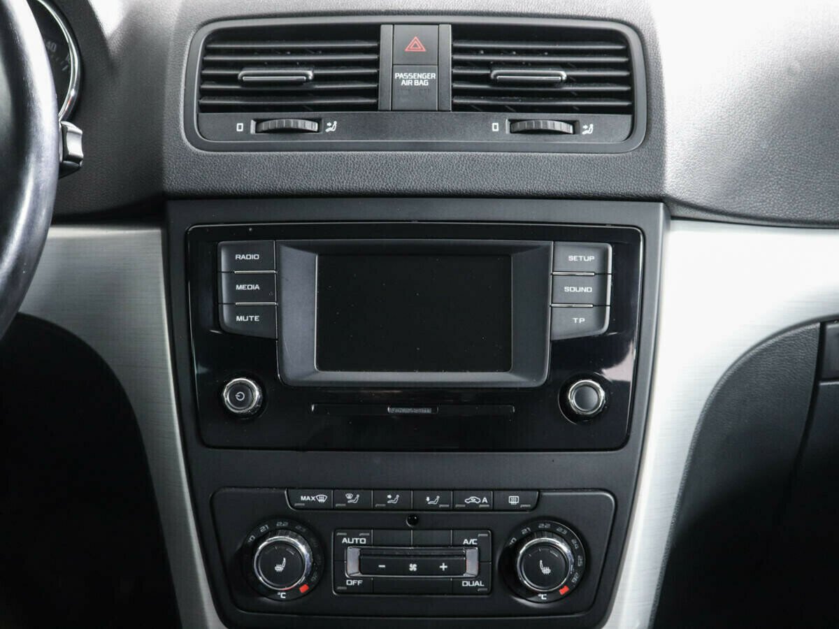 Skoda Yeti 1.2 РКПП, 2013, 132 000 км фото 8