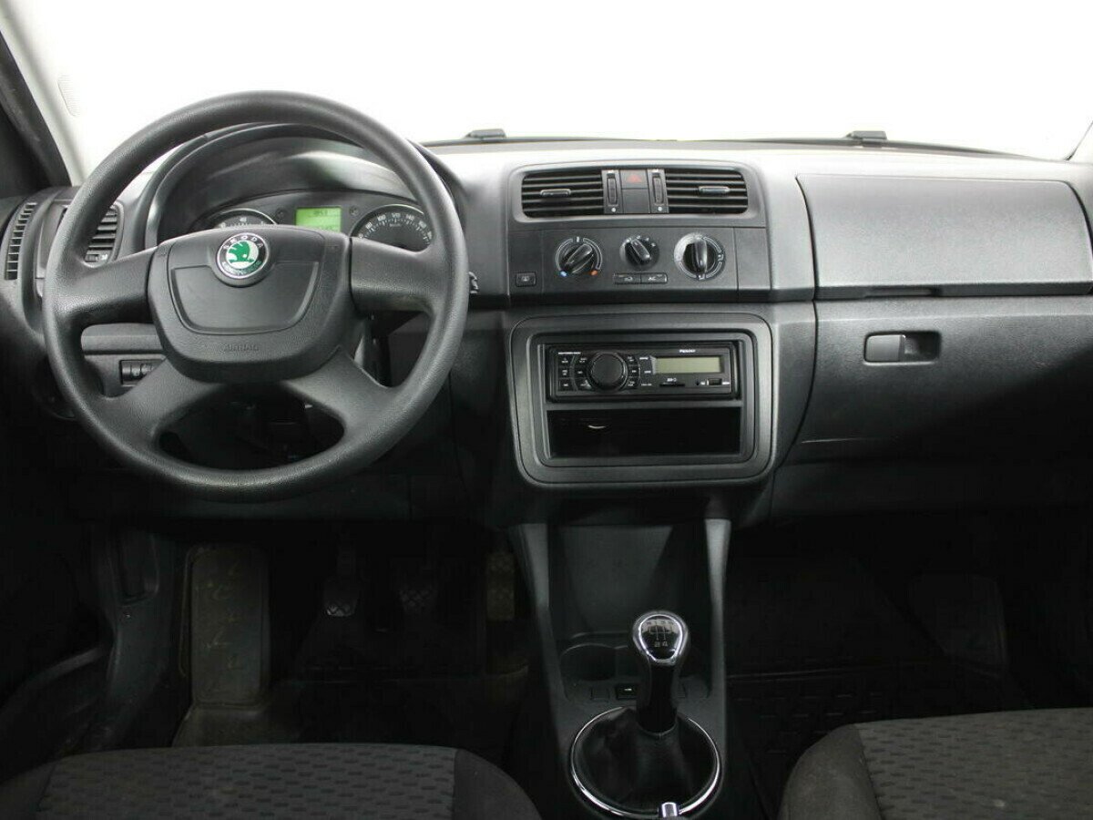 Skoda Fabia 1.2 МКПП, 2012, 133 000 км фото 5