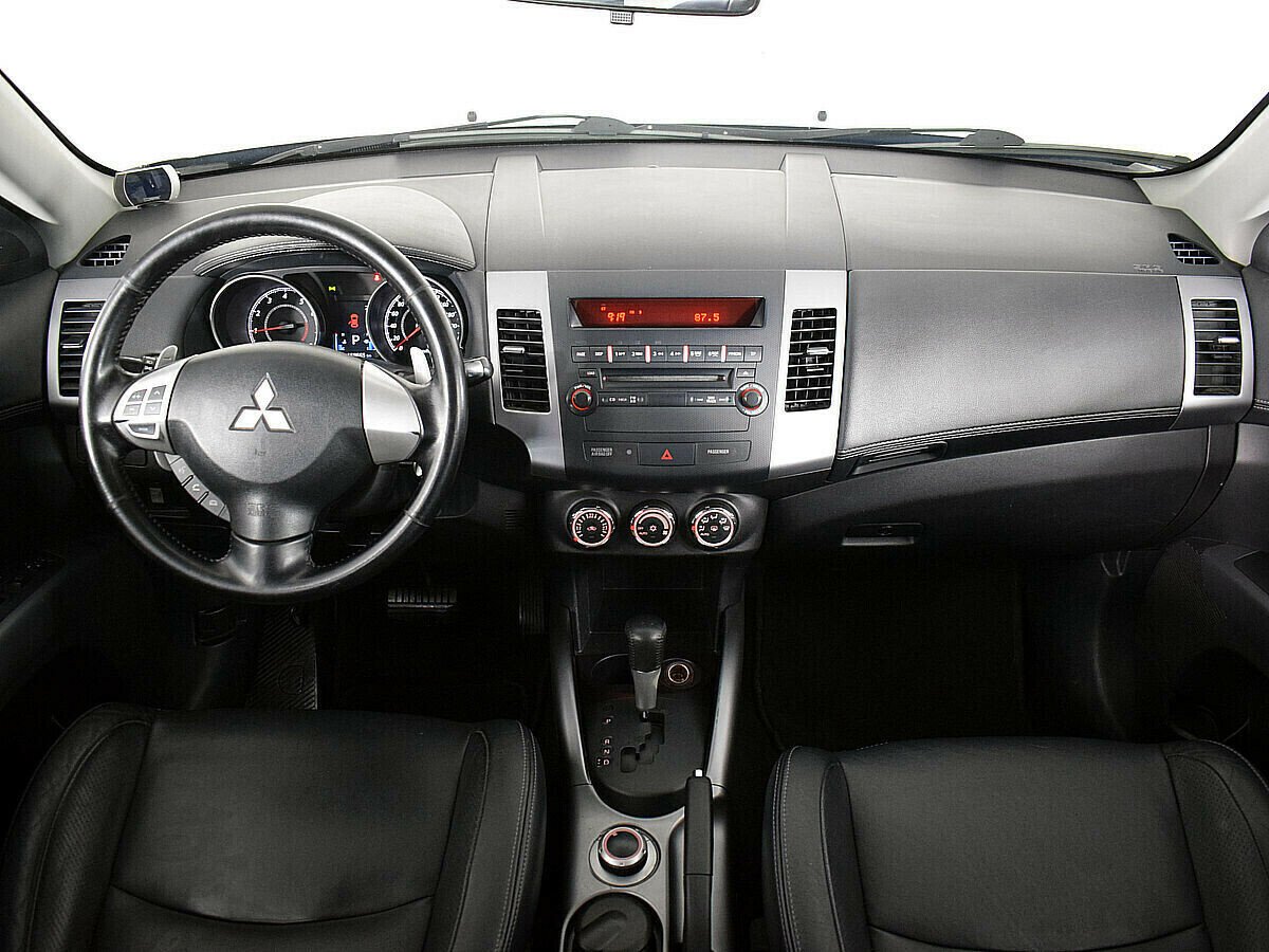 Mitsubishi Outlander 2.4 CVT, 2010, 158 000 км фото 3