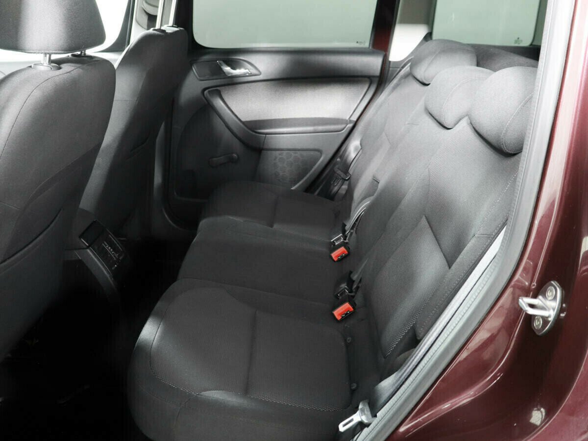 Skoda Yeti 1.2 РКПП, 2012, 146 000 км фото 7